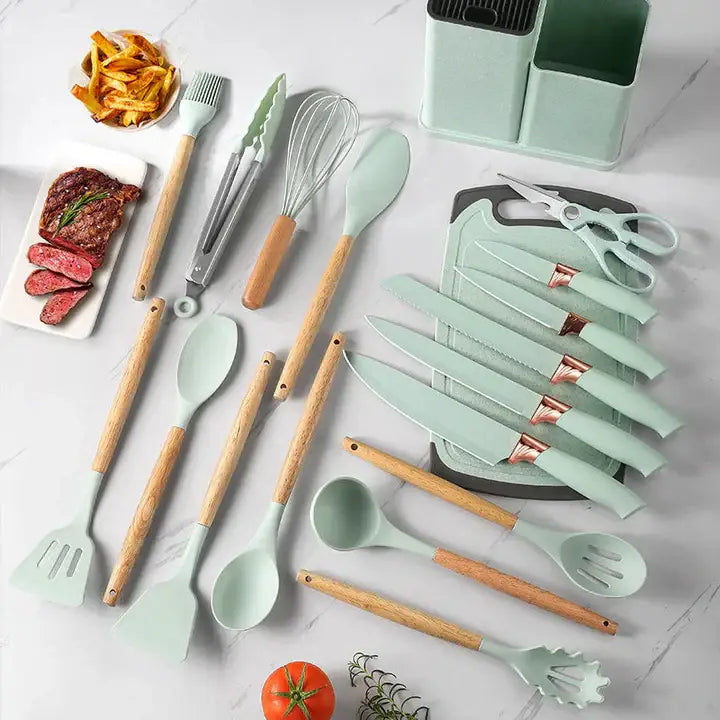 Set 19 ustensile pentru bucatarie din silicon cu maner din bambus și suport, verde mentă
