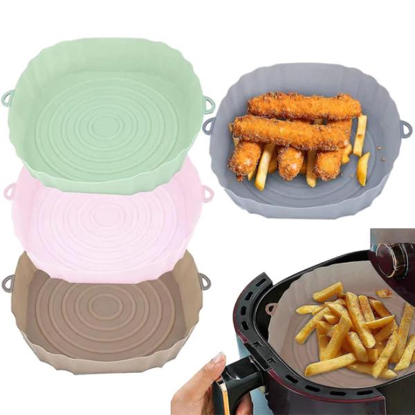 Air Fryer - Friteuza fara Ulei 6 Litri Display Digital 2400 W Functie de Coacere + Set 50 hartii de Copt + 2 x Forma