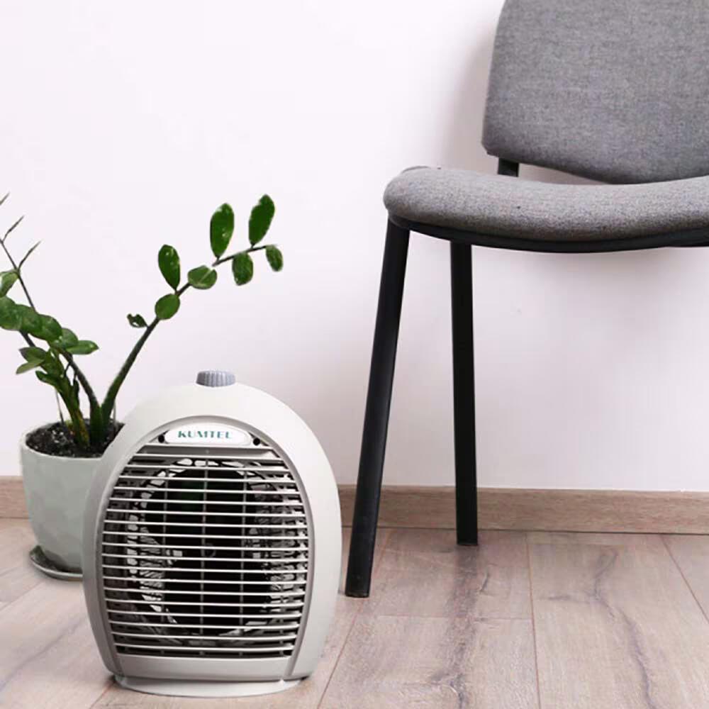 Aeroterma KUMTEL A6331 albă cu ventilator oscilant și buton de control gri