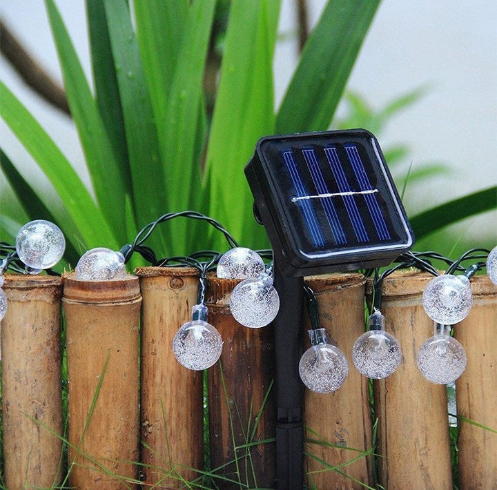 Decoratiune cu Incarcare Solara 5 Metri 30 Globulete - Alb Rece