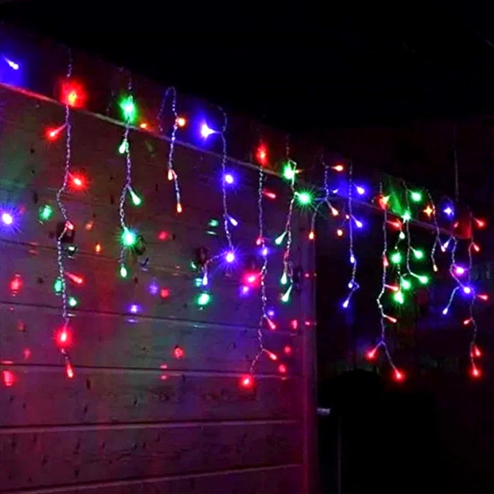 Instalatie pentru Craciun - Franjuri cu LED-uri Tip Turturi 12 metri - multicolora