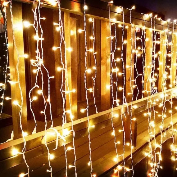 Instalatie pentru Craciun - Franjuri cu LED-uri Tip Turturi 12 metri - Alb Cald