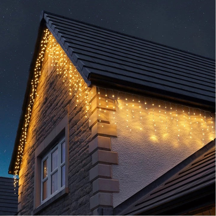 Instalatie pentru Craciun - Franjuri cu LED-uri Tip Turturi 12 metri - Alb Cald