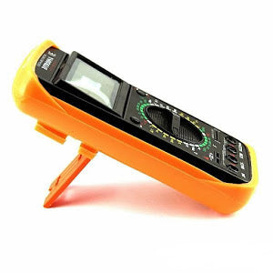 Multimetru digital prevazut cu carcasa antisoc Unelte si Scule