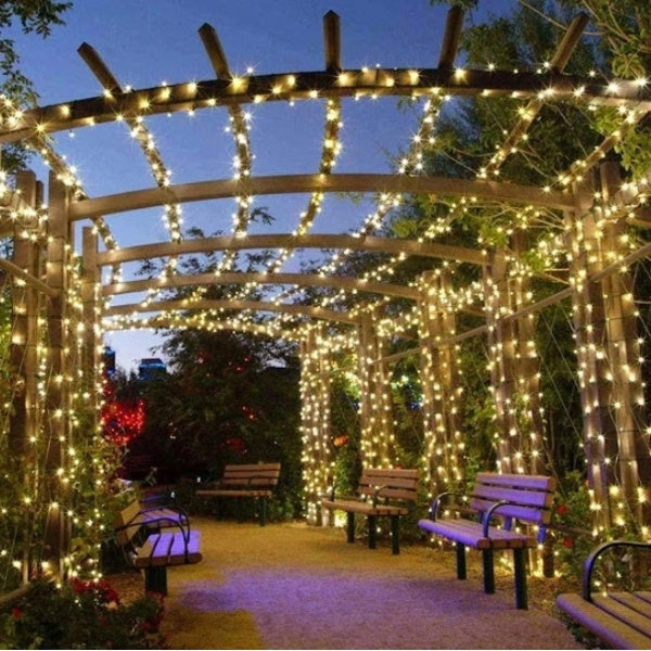 Set 4 x Decoratiune cu Incarcare Solara 100 LED 10 Metri Alb Cald