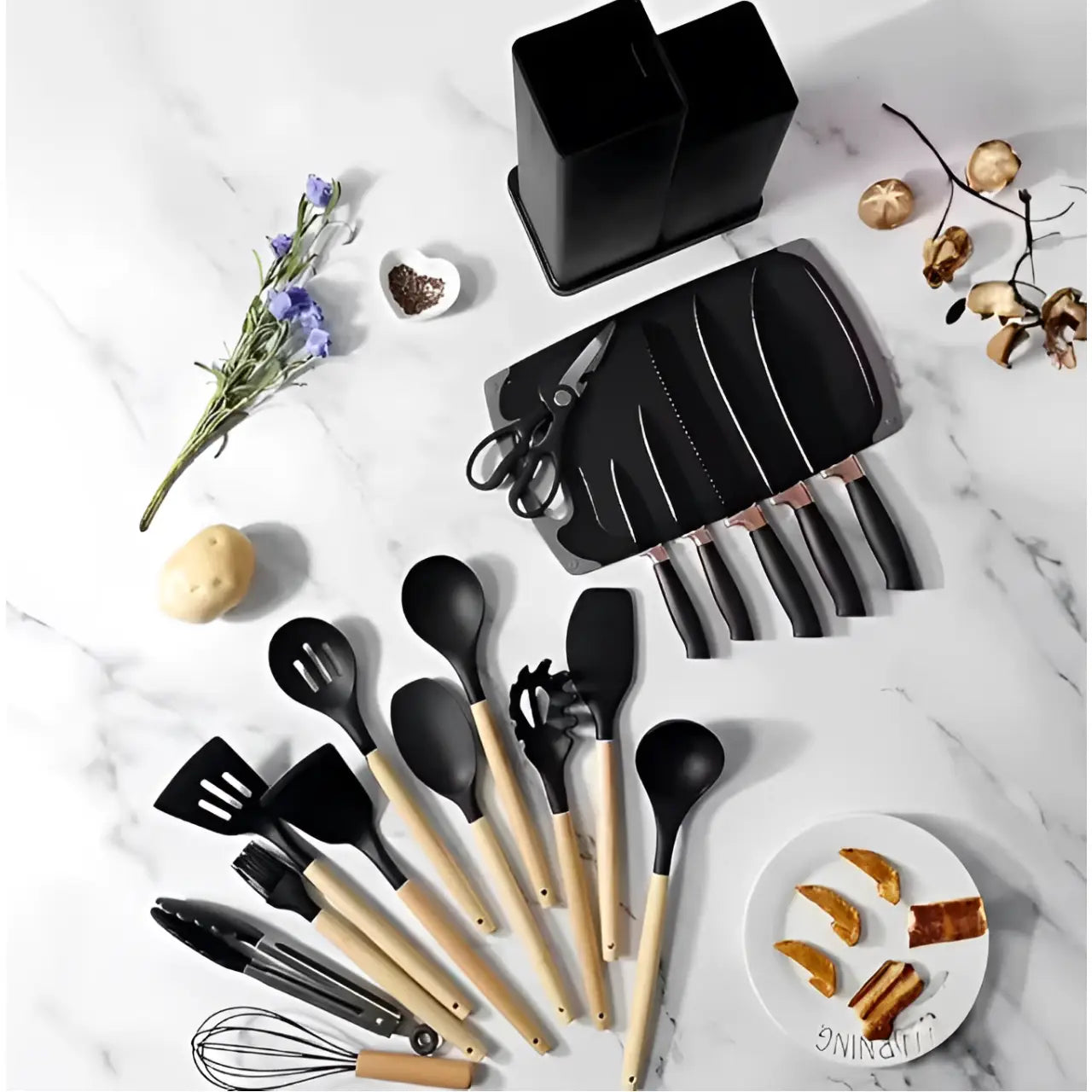 Set 19 ustensile pentru bucatarie din silicon cu maner din bambus și suport negru